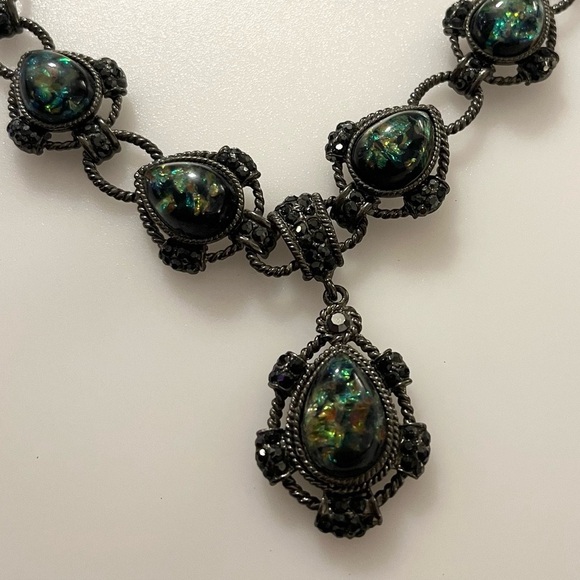 Vintage Black Gunmetal Confetti Lucite Necklace and matching Earrings Set - Picture 16 of 16